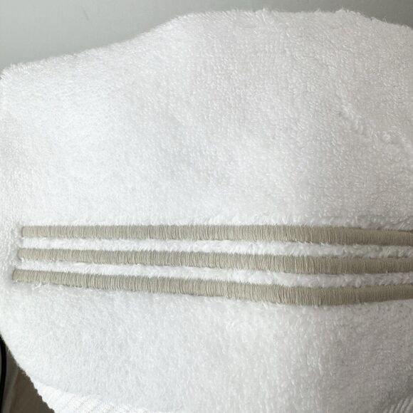 Matouk Bel Tempo Wash Cloth 12x12 - Almond - Picture 2 of 7